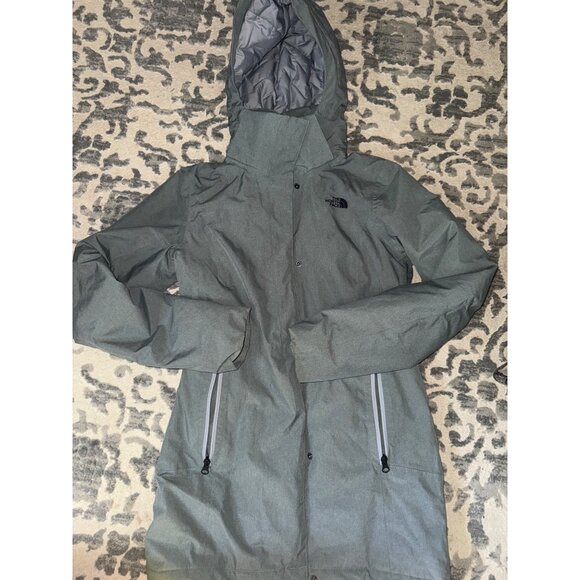 The Northface women’s dry vent, puffer jacket, hooded‎ size XS - Picture 1 of 9
